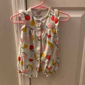 Carter’s BabyGirl size 6 months. Light gray with fruits.